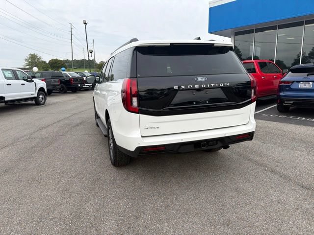 Certified 2025 Ford Expedition Active AWD/4WD image 18