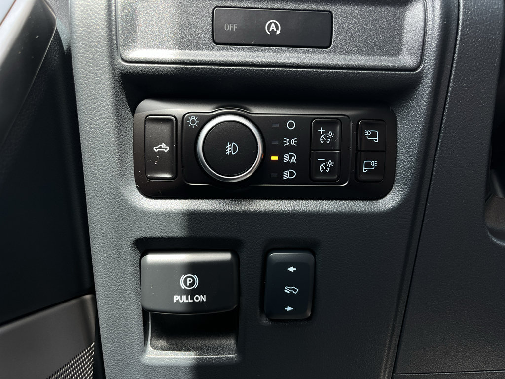 Certified 2025 Ford F150 Lariat AWD/4WD image 24