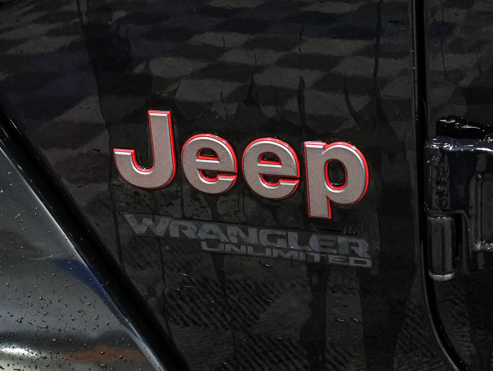 Used 2022 Jeep Wrangler Unlimited Rubicon w/ Cold Weather Group image 17