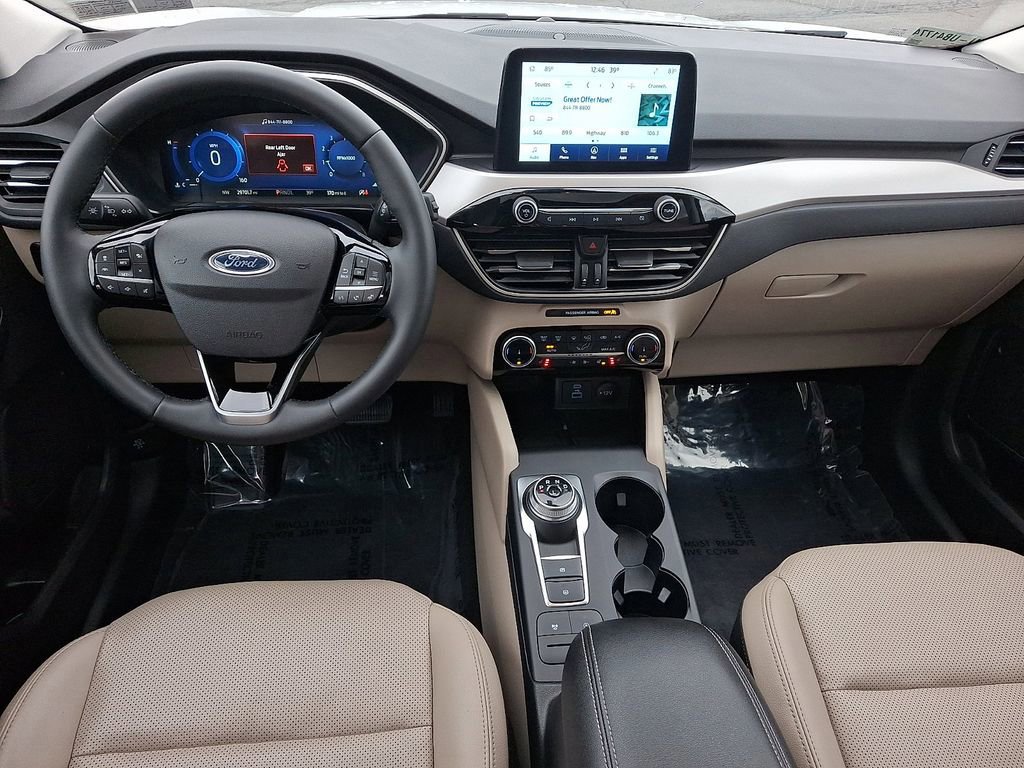 Certified 2022 Ford Escape SEL w/ Technology Package image 11