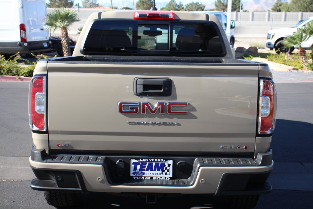 Used 2022 GMC Canyon AT4 w/ Trailering Package AWD/4WD image 7