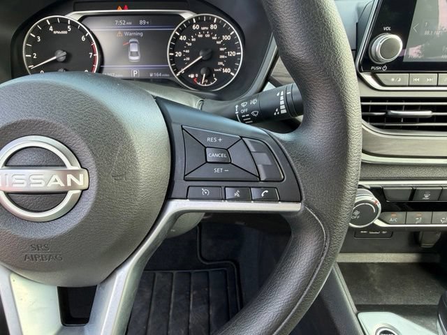 Used 2025 Nissan Altima 2.5 SV AWD/4WD image 15