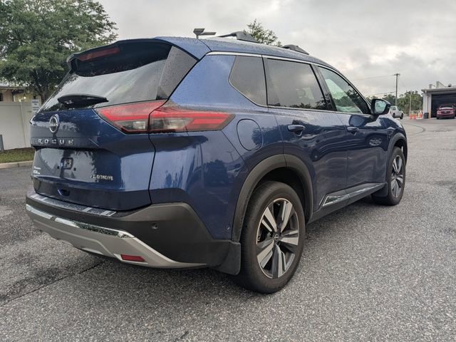 Used 2023 Nissan Rogue Platinum w/ Platinum Premium Package FWD image 3