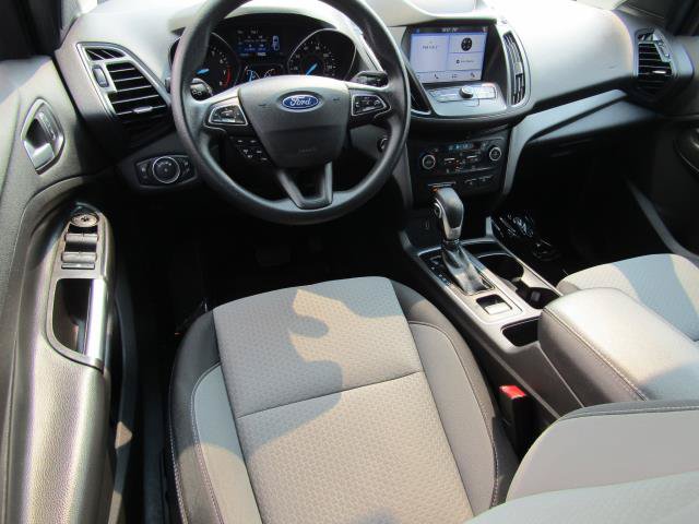 Certified 2019 Ford Escape SE FWD image 2