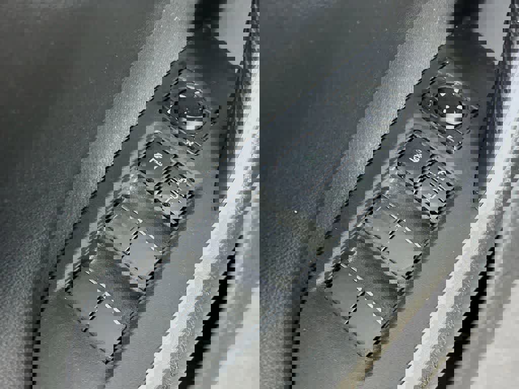 Used 2020 Toyota RAV4 XSE image 30