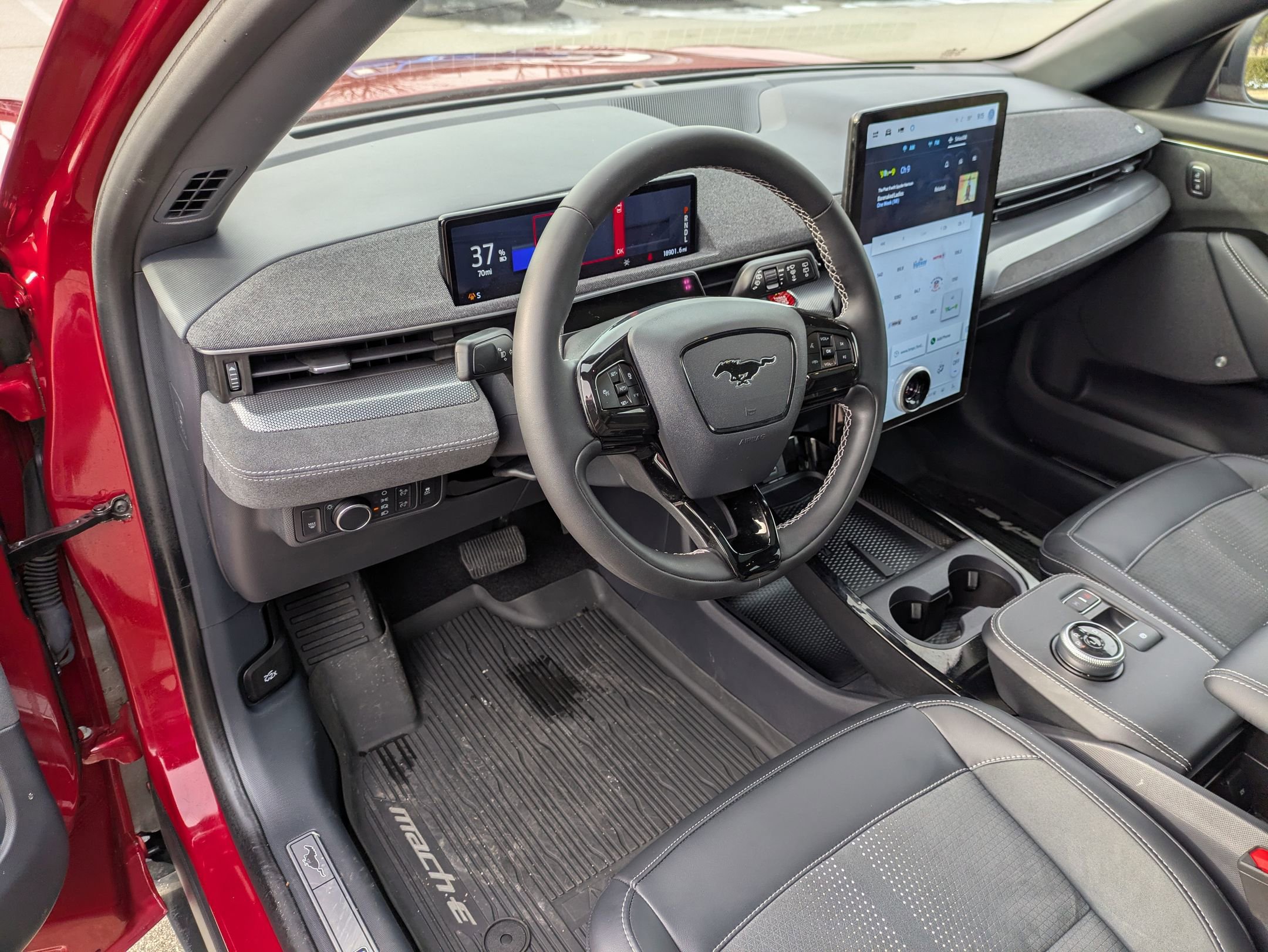 Certified 2022 Ford Mustang Mach-E GT w/ GT Performance Edition image 15