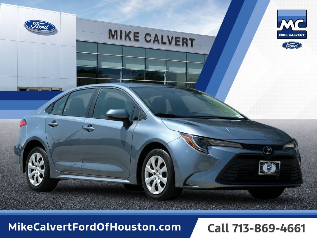 Used 2025 Toyota Corolla LE FWD image 7