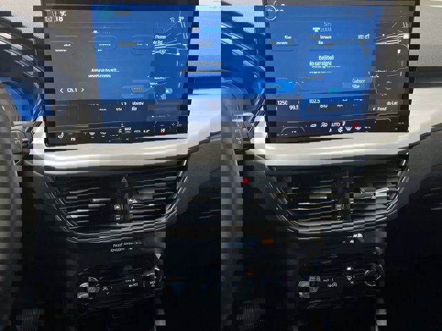 Certified 2024 Ford Escape Platinum image 25