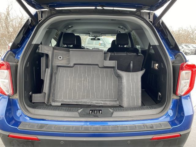 Certified 2023 Ford Explorer XLT w/ Equipment Group 202A image 15