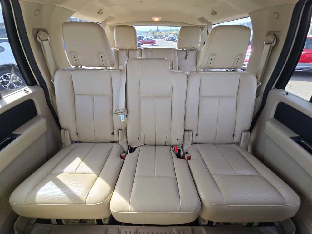 Certified 2017 Ford Expedition EL XLT w/ Equipment Group 202A image 18