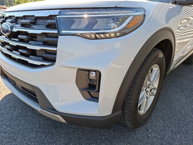 Certified 2025 Ford Explorer Active w/ Active Comfort Package RWD image 9