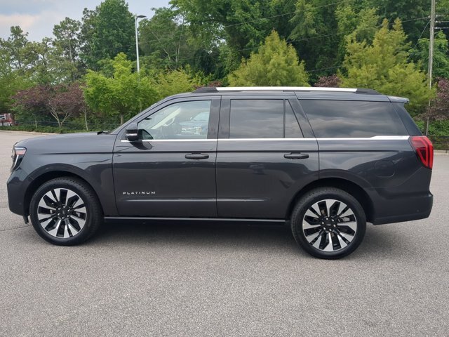 Certified 2025 Ford Expedition Platinum w/ Driver's Package AWD/4WD image 7