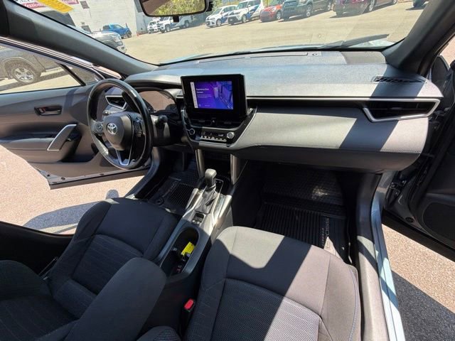 Used 2023 Toyota Corolla Cross AWD Hybrid w/ Moonroof Package image 25
