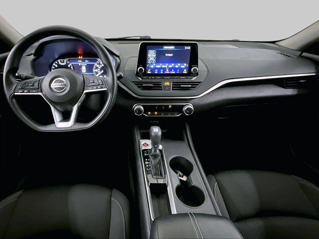 Used 2020 Nissan Altima 2.5 S FWD image 14