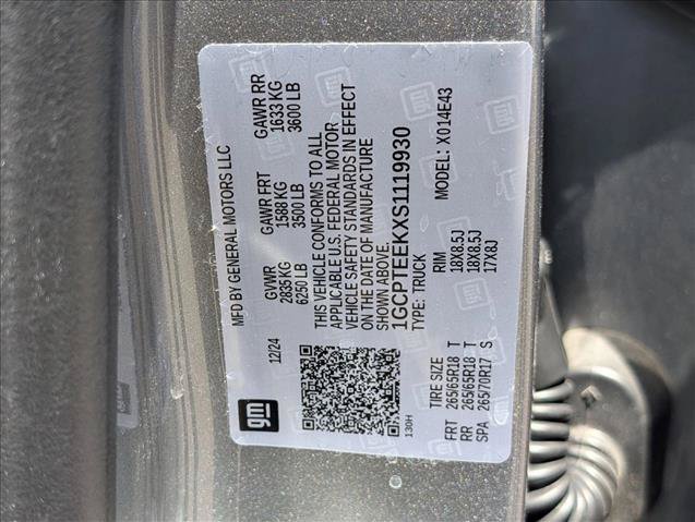 Used 2025 Chevrolet Colorado Trail Boss AWD/4WD image 30