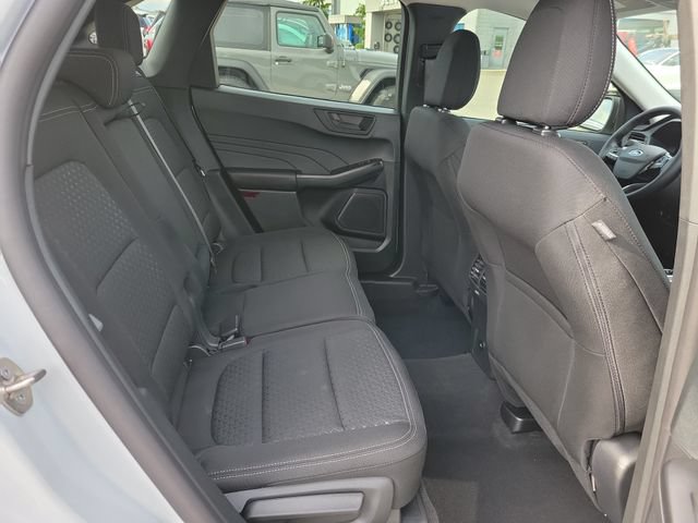 Certified 2026 Ford Escape Active w/ Cold Weather Package FWD image 23