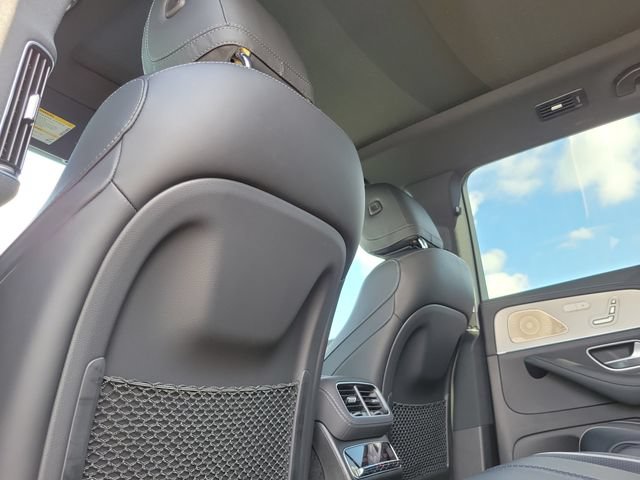 Used 2022 Mercedes-Benz GLS 450 4MATIC image 12