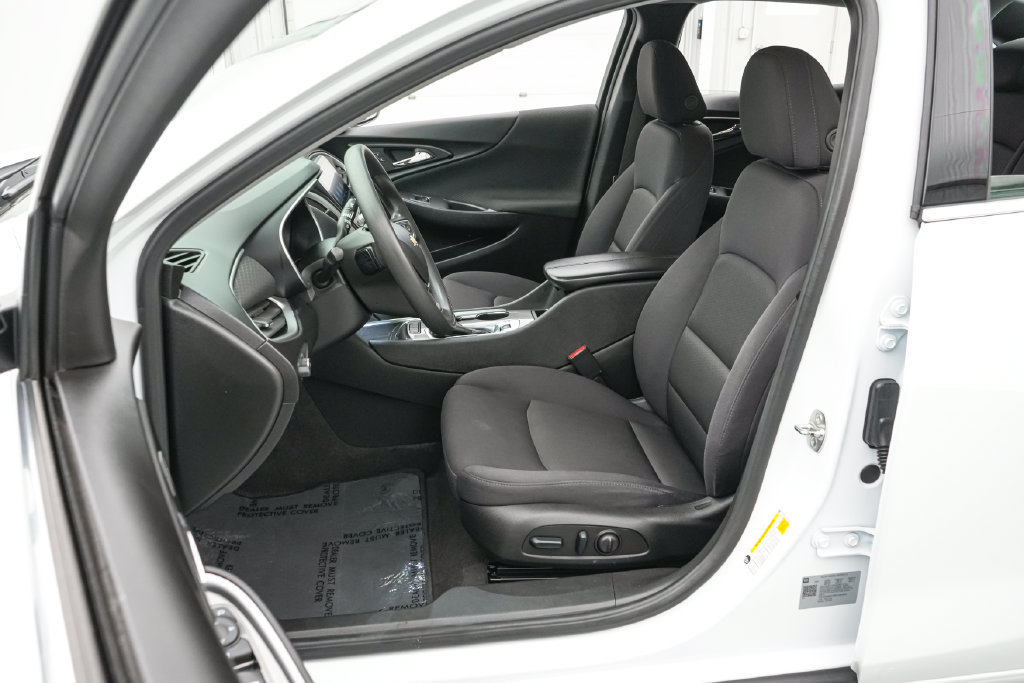 Used 2024 Chevrolet Malibu LT FWD image 11
