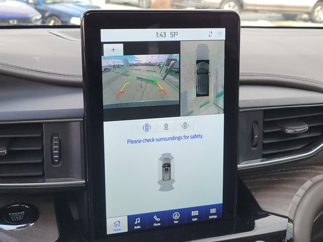 Certified 2022 Ford Explorer Platinum w/ Equipment Group 601A image 17