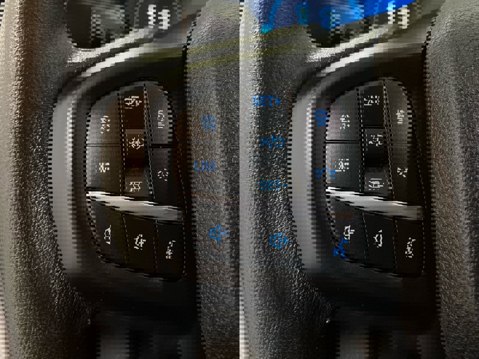 Certified 2024 Ford Ranger Lariat w/ FX4 Off-Road Package image 19