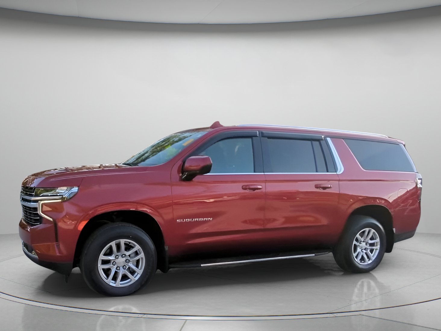 Used 2021 Chevrolet Suburban LT RWD image 14