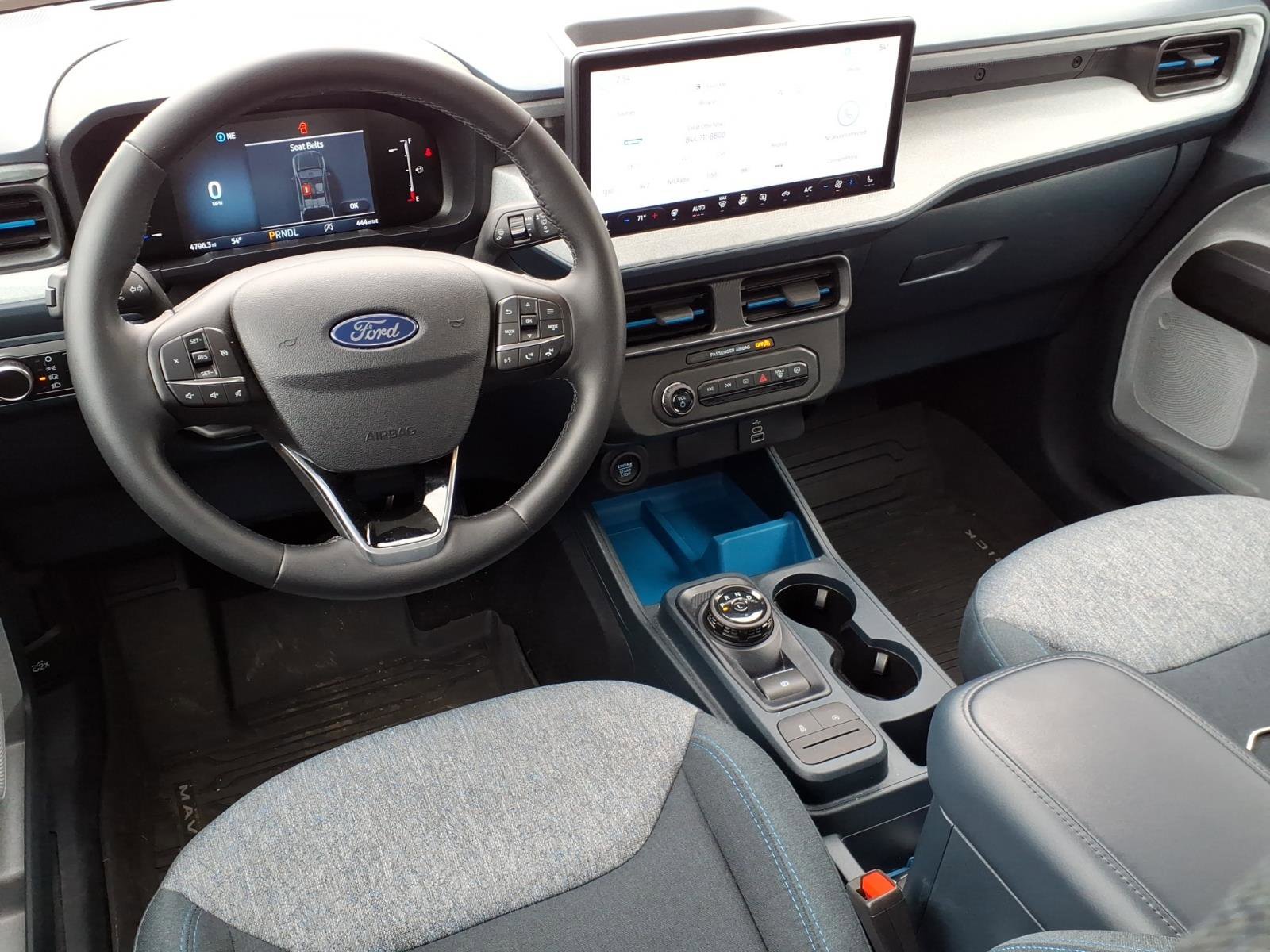Certified 2025 Ford Maverick XLT w/ XLT Luxury Package AWD/4WD image 5