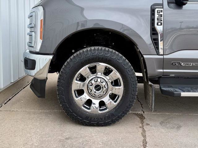 Certified 2023 Ford F350 Lariat w/ Chrome Package image 37
