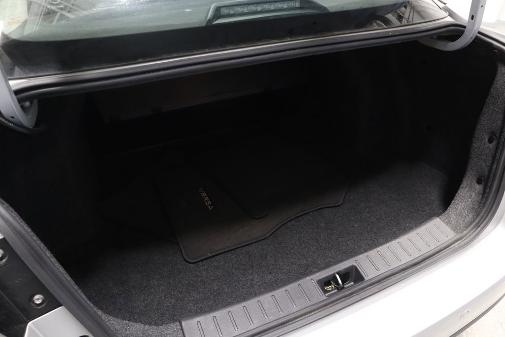 Used 2024 Nissan Versa S image 14