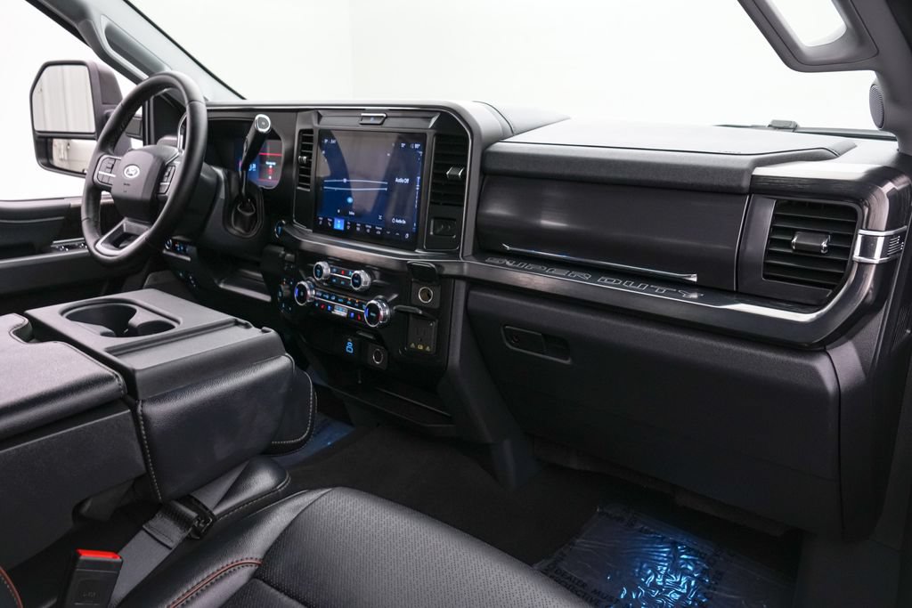 Certified 2025 Ford F250 Lariat w/ Black Appearance Package AWD/4WD image 22