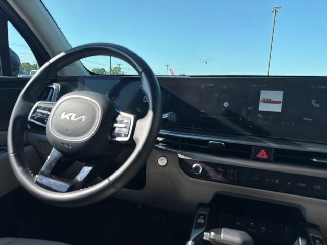 Used 2024 Kia Sorento EX FWD image 28