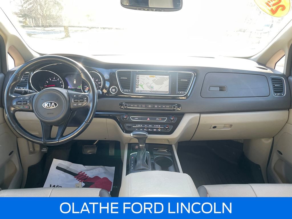 Used 2018 Kia Sedona SX image 22