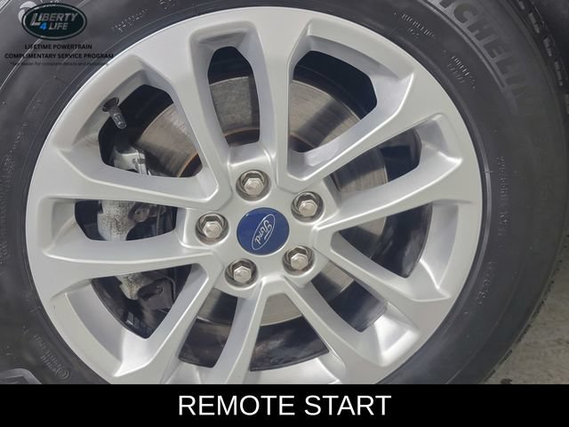 Certified 2022 Ford Escape SE w/ Cold Weather Package FWD image 11
