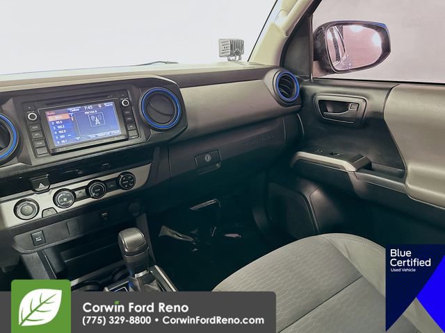 Used 2017 Toyota Tacoma SR5 AWD/4WD image 25