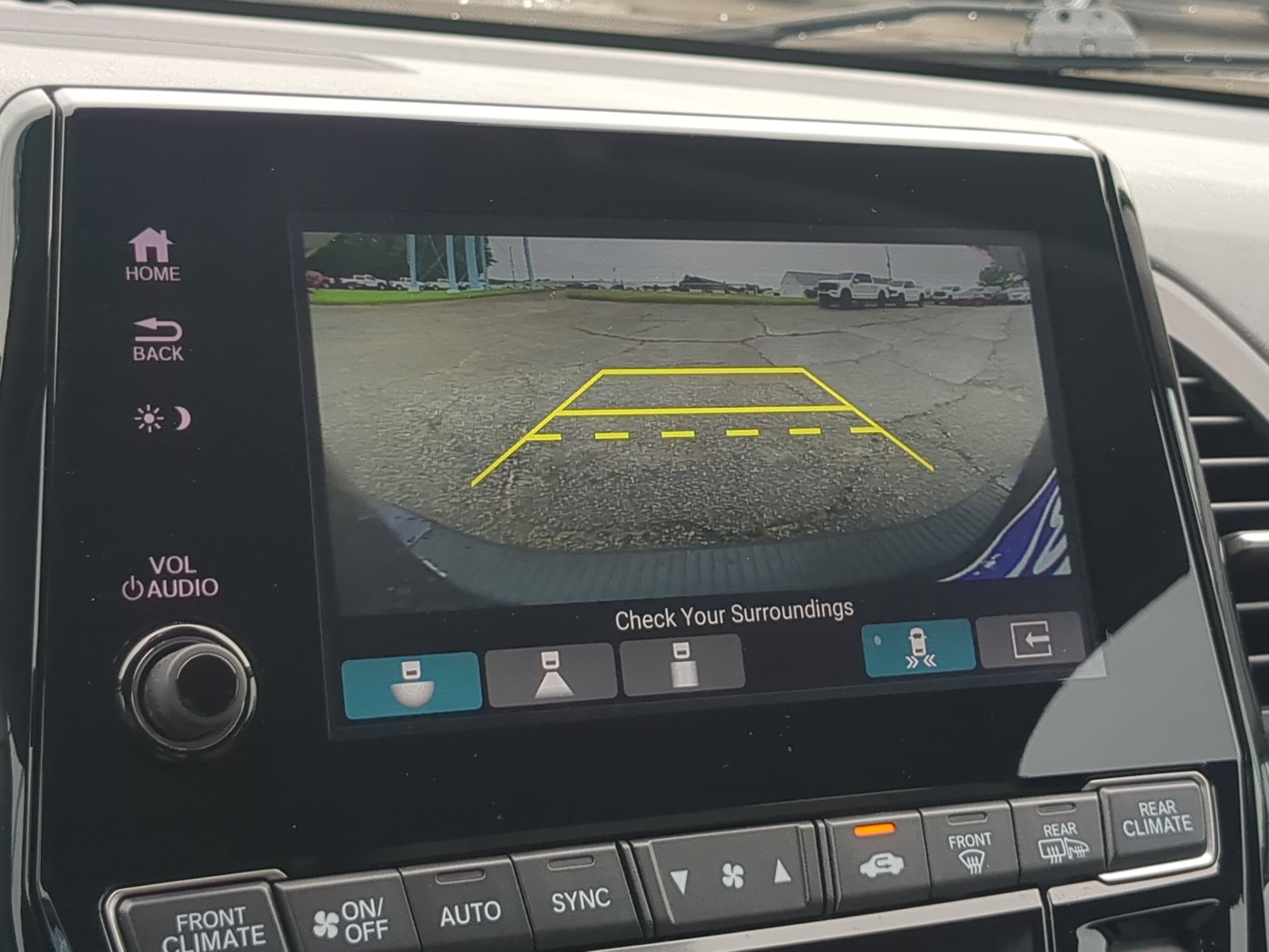 Used 2023 Honda Odyssey Elite image 19