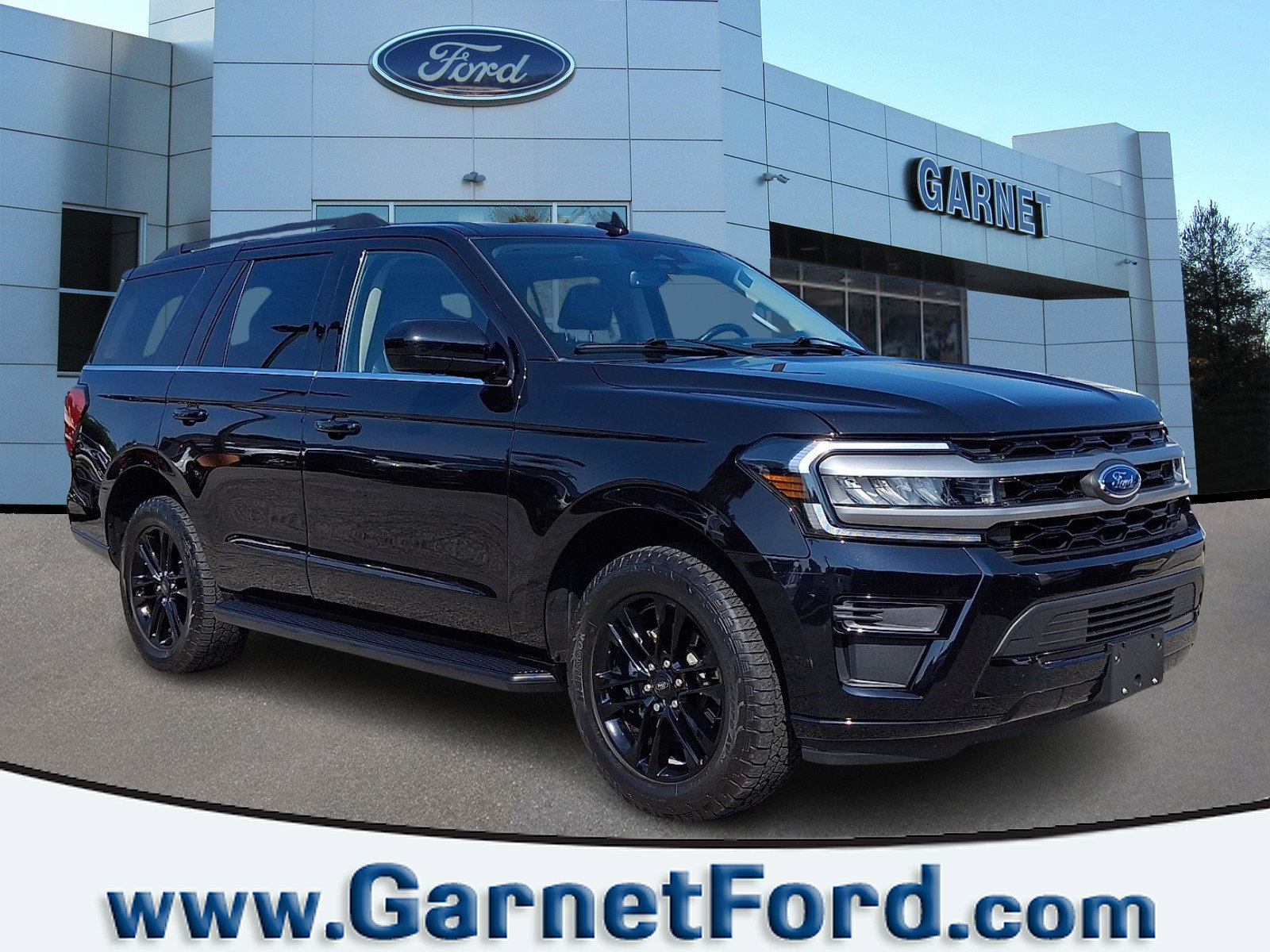Certified 2024 Ford Expedition XLT AWD/4WD image 1
