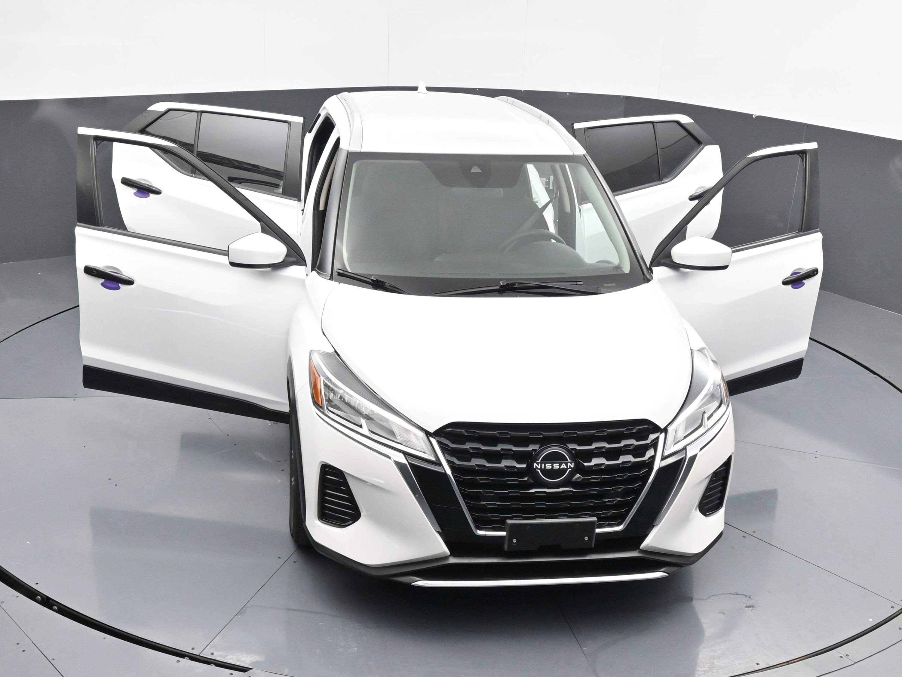 Used 2022 Nissan Kicks SV image 38