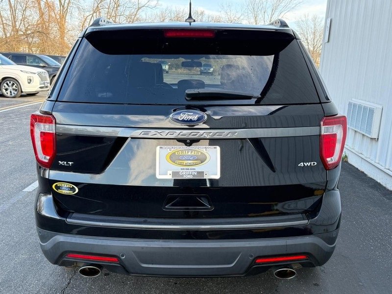Certified 2019 Ford Explorer XLT w/ Equipment Group 202A image 4