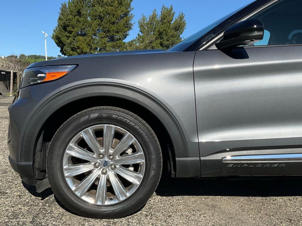 Certified 2021 Ford Explorer Limited w/ Equipment Group 301A image 21