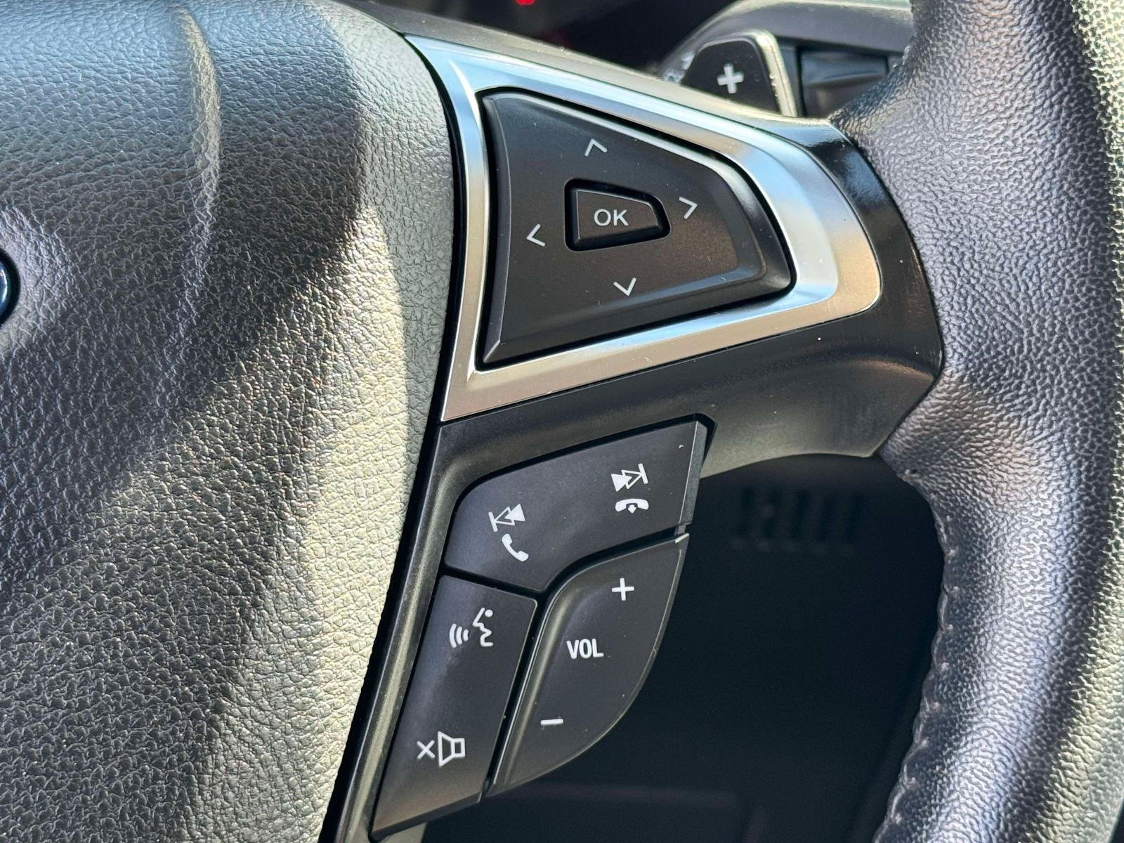 Certified 2024 Ford Edge SEL w/ Convenience Package AWD/4WD image 19