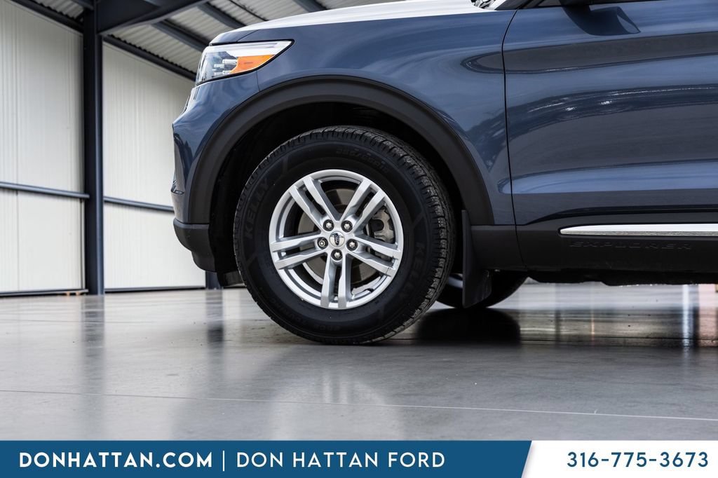 Certified 2021 Ford Explorer XLT AWD/4WD image 32