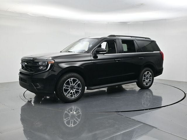 Certified 2025 Ford Expedition Active AWD/4WD image 6