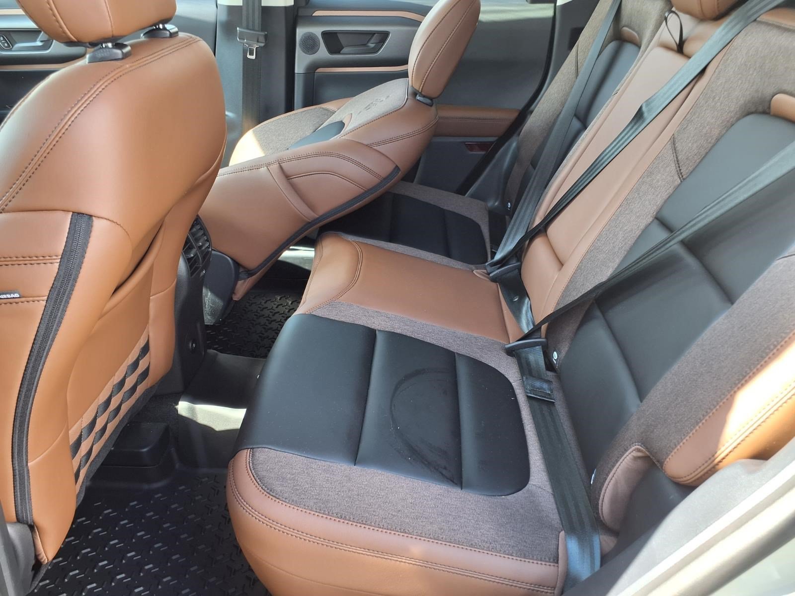 Certified 2025 Ford Bronco Sport Outer Banks w/ Outer Banks Tech Package+ AWD/4WD image 11