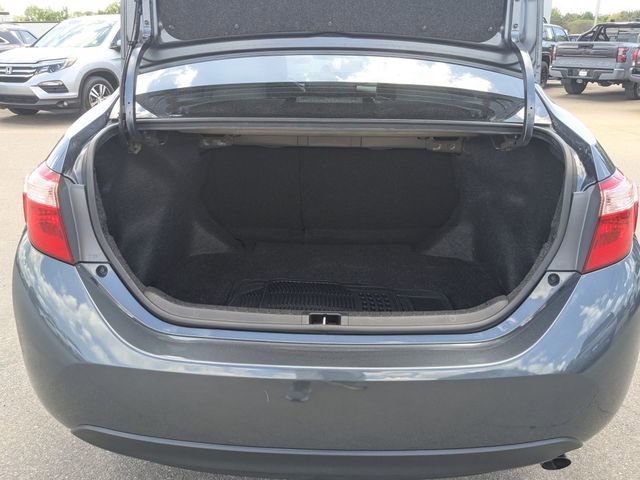 Used 2018 Toyota Corolla LE FWD image 22