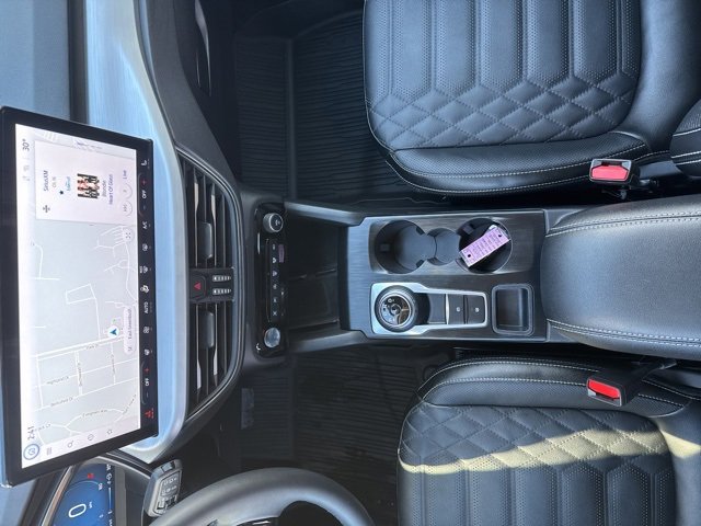 Certified 2023 Ford Escape Platinum w/ Premium Technology Package image 30