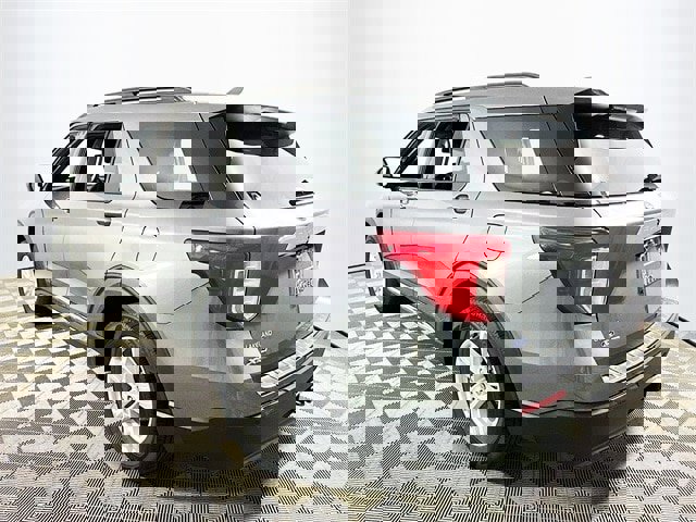 Certified 2021 Ford Explorer XLT w/ Class III Trailer Tow Package image 5