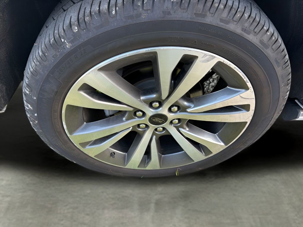 Certified 2021 Ford Expedition Max Platinum image 30