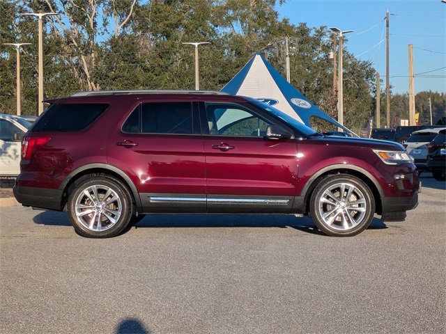 Certified 2019 Ford Explorer XLT w/ Equipment Group 202A image 3