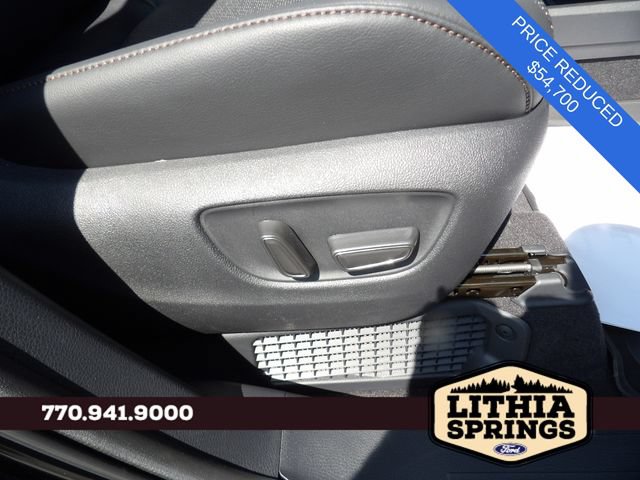Used 2026 Toyota Sienna Limited FWD image 28
