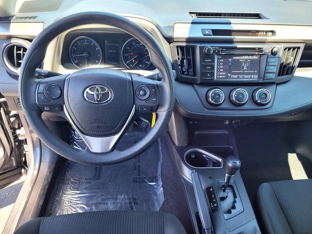 Used 2017 Toyota RAV4 LE w/ Carpet Mat Package AWD/4WD image 9