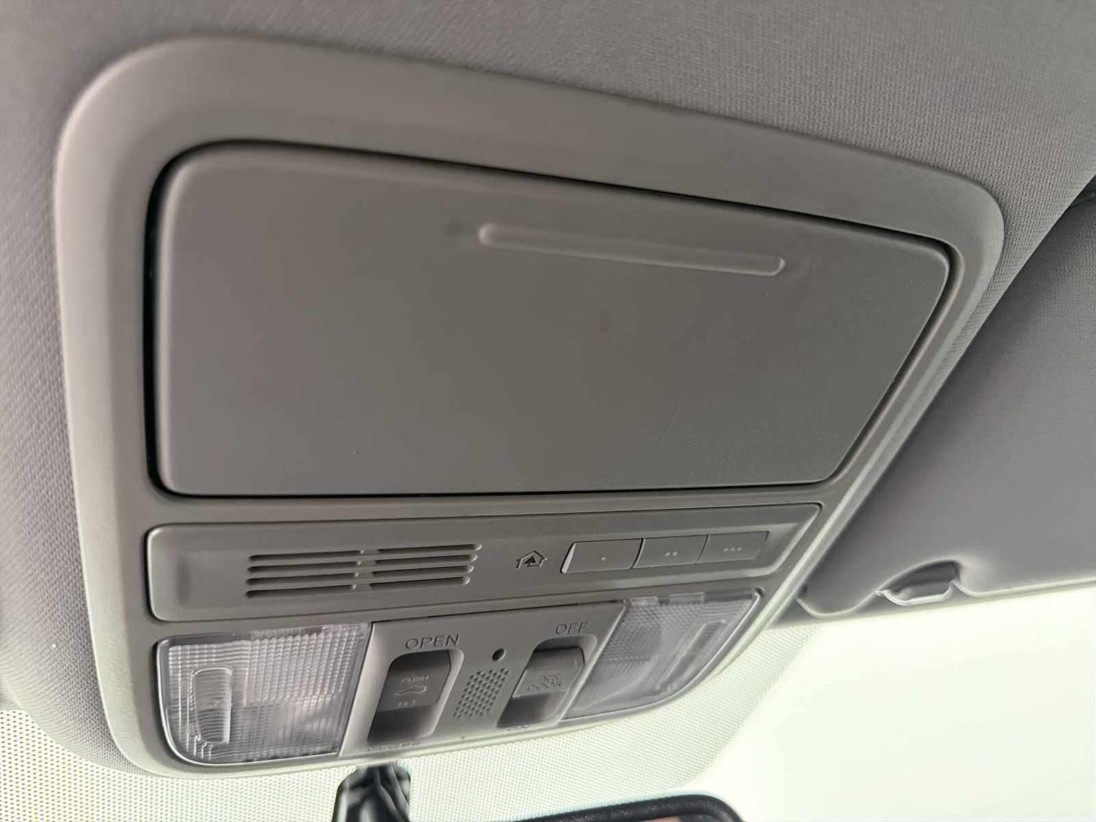 Used 2017 Nissan Titan SL RWD image 54